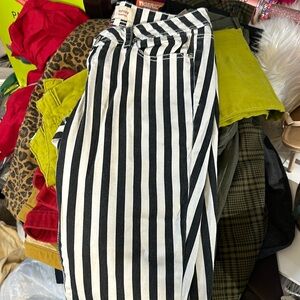 Lei Ashley Low rise Pants Size 9